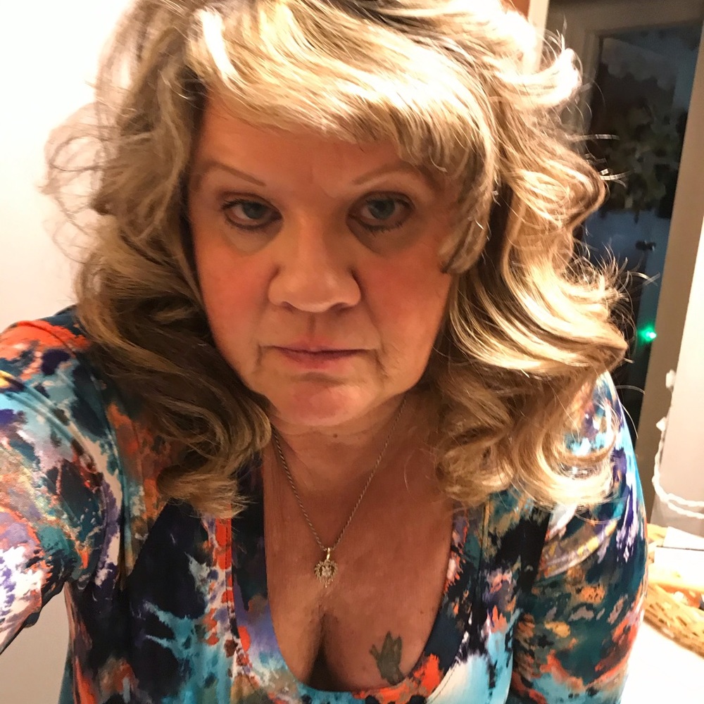 Meet your Posher, Betsy